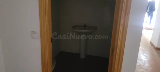 LOCAL NUEVO CACERES - foto 4
