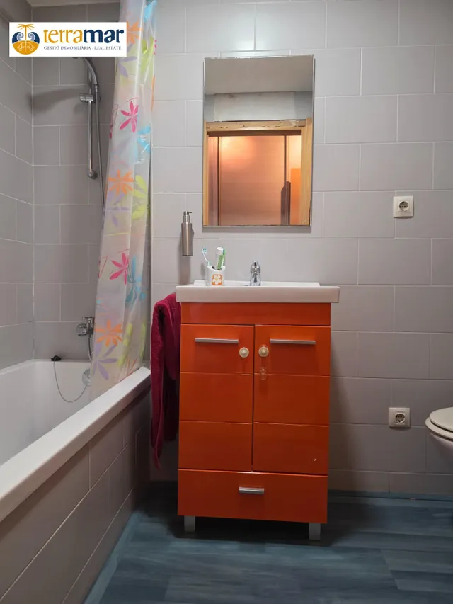 AMPLIO PISO DE 103m2 CON 4 habitaciones, TERRAZA Y PARKING INCLUIDO JUNTO AL VILAMARINA — 30