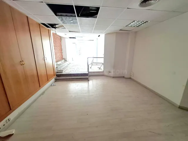 Local comercial 194m² en alquiler - Ensanche-Diputación — 4