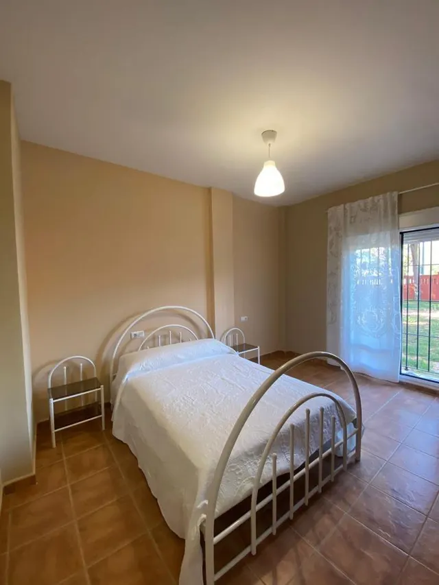 CHALET DE 2 PLANTAS  INDEPENDIENTE EN LA BARROSA CON 1200 M2 DE PARCELA — 23