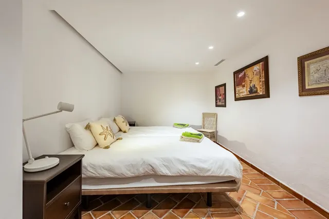 Chalet 5 habitaciones 419m² en venta - Costa Del Sol — 23