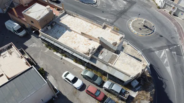 Edificio con 4 apartamentos y un garage en Macael - foto 3