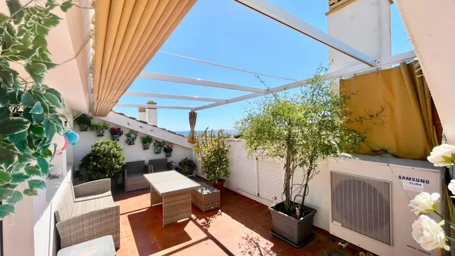 Exclusivo ático dúplex de 4 dormitorios en la prestigiosa Mi