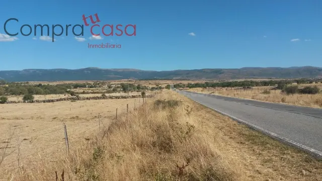FINCA RUSTICA A LA VENTA EN LA ZONA ZONA BASARDILLA. - foto 2