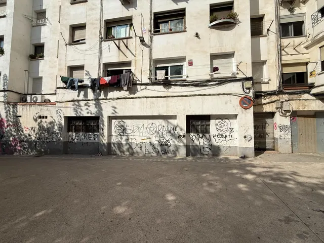 Venta de local en Ripollet — 10