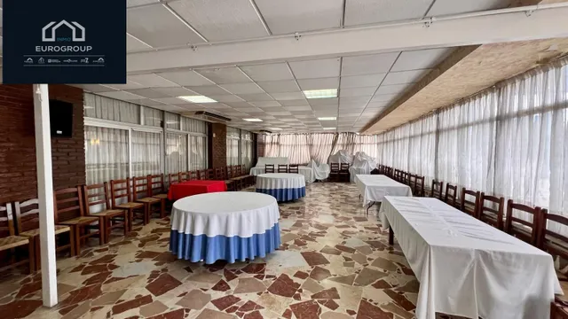 Se vende Hotel de 2 Estrellas , con 20 habitaciones en Murcia .www.euroloix.com — 27