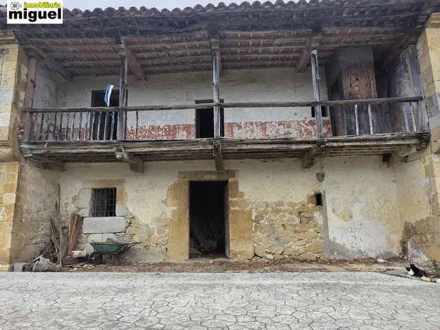 Se vende casa para reformar en Narganes, Peñamellera Baja — 2
