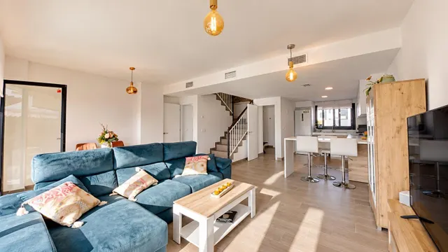 Exclusivo Chalet adosado del 2022 con gran solárium privado en Santa Clara — 22