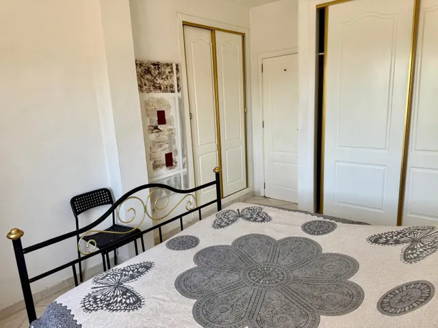 Villa independiente con finca de 19.000 m2 en Castalla — 8