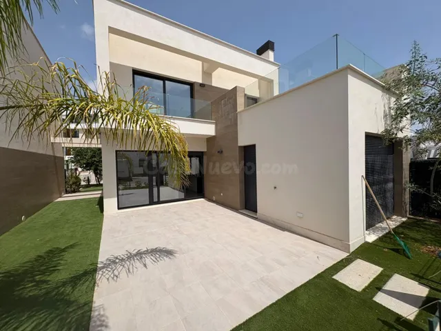 Villa 3 habitaciones 122m² en venta - Dolores de Pacheco-San