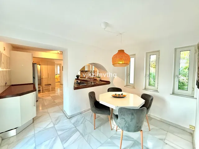Chalet 6 habitaciones 637m² en venta - Centro — 23