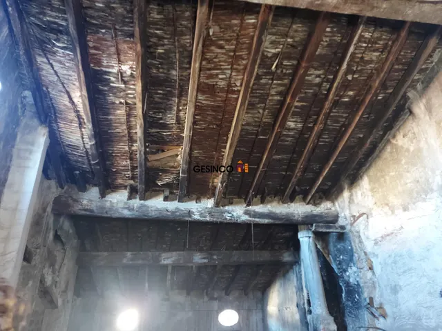CASA PARA REHABILITAR EN CASCO ANTIGUO — 10