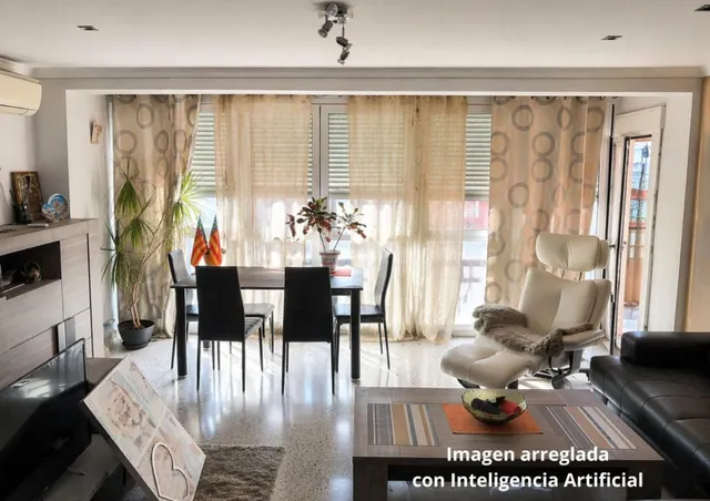 Vivienda amplia y reformada junto a la Ciudad de las Ciencia