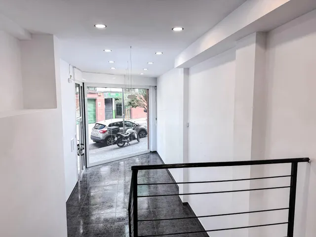Local comercial 91m² en venta - La Salut - Lloreda - foto 3