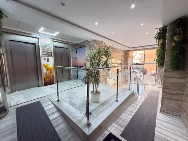 Apartamento de 2 dormitorios con orientación sur y garaje a 650 metros de playa del cura!!!!! — 38