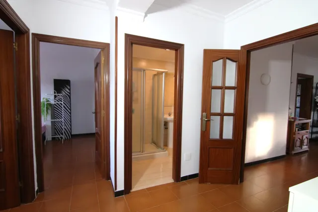 VILLA EN PIEGALLINA CON NAVE Y ALMACENES — 20