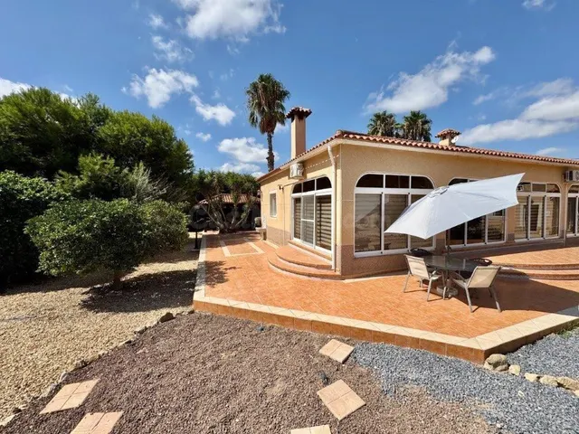 Villa en Dolores con estudio independiente - Zona campo Dolo - foto 2