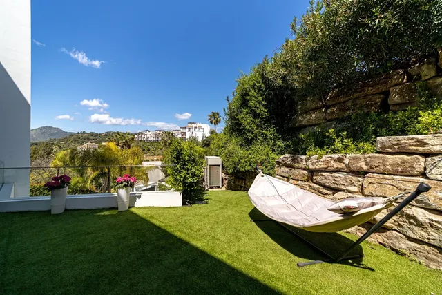 Chalet 5 habitaciones 791m² en venta - El Madroñal — 39