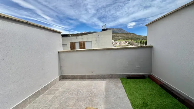 Triplex en Alquiler en Mirador del Valle 3, Las margas — 20