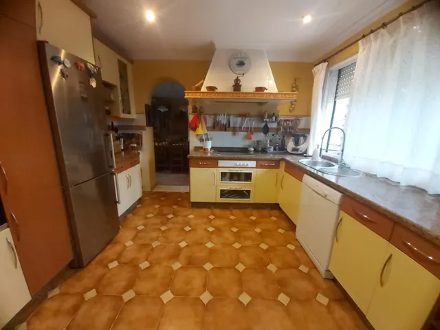 ESPECTACULAR CHALET CON PISCINA EN LA COLONIA SAN MIGUEL — 31