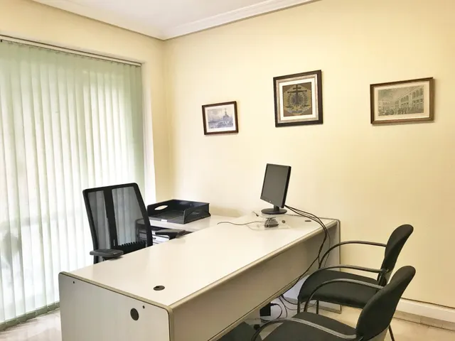 ALQUILER DE OFICINAS EN PLAZA DE CREVILLENTE — 8