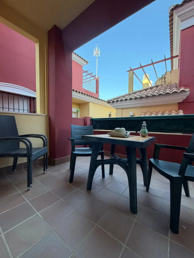 Adosado de esquina con jardín, dos terraza, dos plazas de garaje a 700 m de la playa — 14