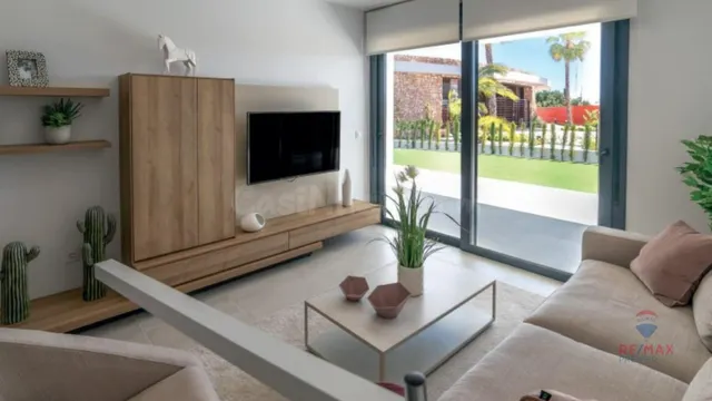 Nuevo apartamento de 3 habitaciones y 2 baños en Orihuela Co