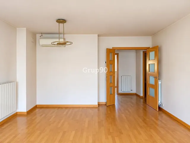 Exclusivo ático tríplex con gran terraza de 79 m2, 4 balcones y zona comunitaria con 2 piscinas y pista de pádel en cappont — 16
