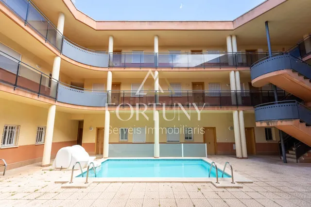 Piso en venta en Montbrió del Camp - foto 4