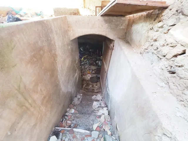 SE VENDE CASA INDEPENDIENTE EN SANT QUINTI DE MEDIONA — 8