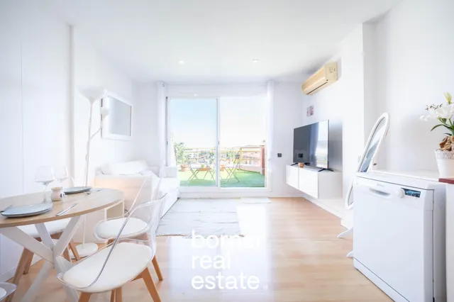 EXCLUSIVO ÁTICO CON LICENCIA TURÍSTICA, TERRAZA Y VISTAS PAN - foto 4