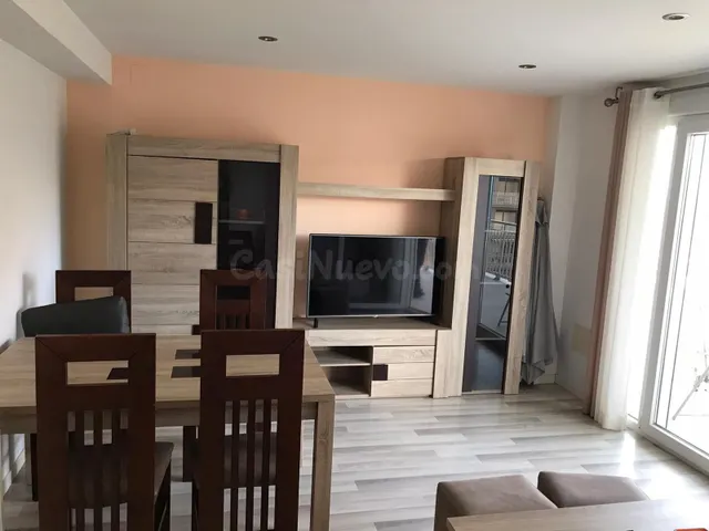 Vivienda frente al mar con 2 dormitorios y cocina independie - foto 3