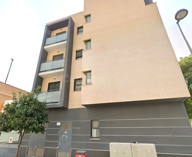 Casa 3 habitaciones 84m² en venta - Avenida de las Ciencias — 2