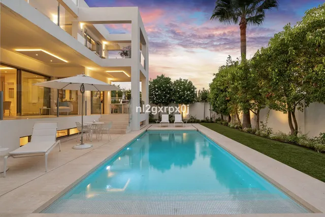 Chalet 3 habitaciones 398m² en venta - Marbella — 43