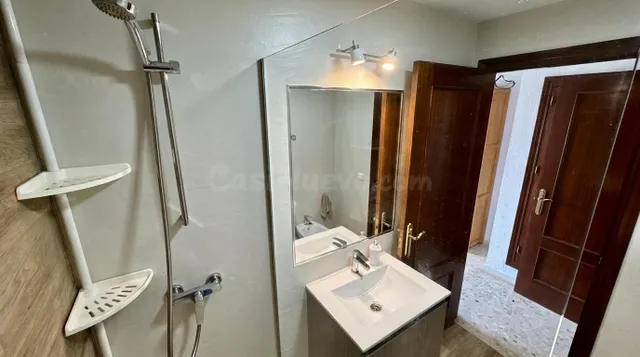 Exclusivo Piso en Primera Línea de Playa con Vistas al Mar en Valdelagrana (El Puerto de Santa María) | Ref: DLR00267 — 44