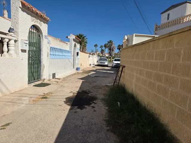 OPORTUNIDAD EN TORREVIEJA — 7