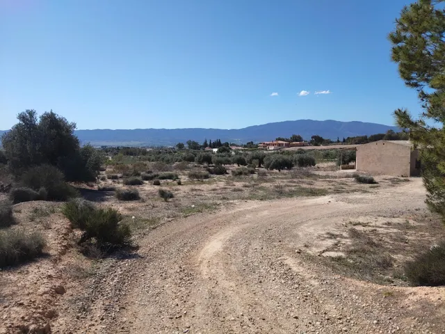 CASA PARA REFORMAR CON TERRENO — 6