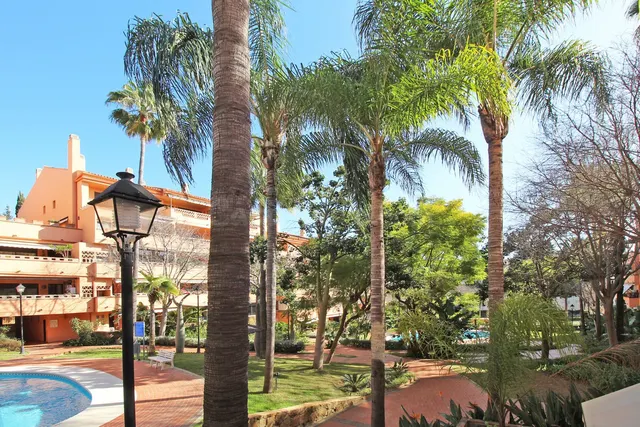 Apartamento 1 habitación 65m² en venta - Marbella - foto 4