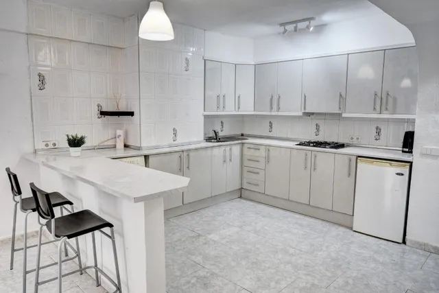 Apartamento en Centro de Arroyo de la Miel con piscina y par - foto 4