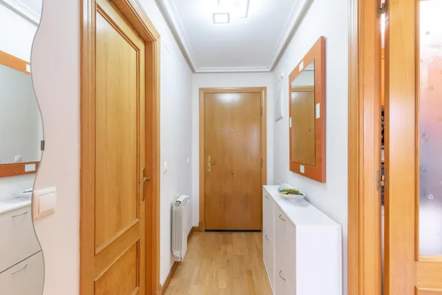 Apartamento con terraza, garaje y trastero año 2008 — 12