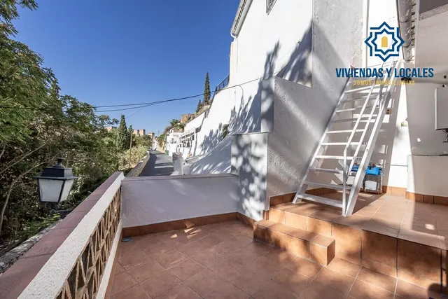 Casa reformada en el Camino del Sacromonte — 29