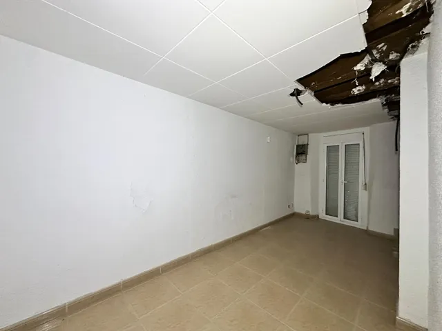 SE VENDE CASA ADOSADA EN BERGA — 9