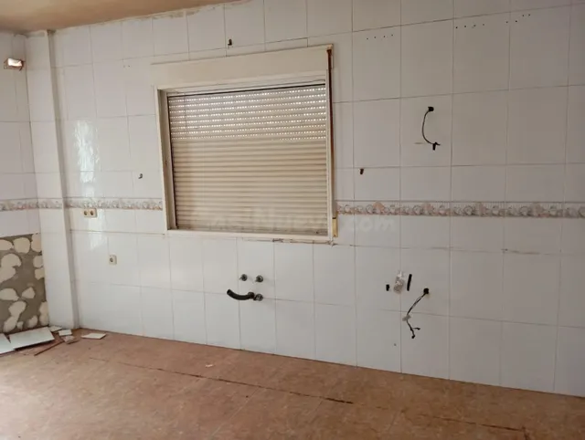 Casa con cinco dormitorios en La Paca - foto 3