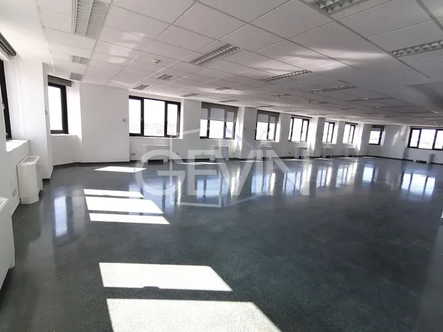 OFICINAS EN ALQUILER EN SANTA PERPETUA DE MOGODA — 4