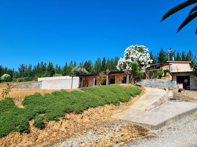 CASAS INDIVIDUALES  CON PARCELAS EN CIMBRIO (BARCENA DEL BIERZO) — 25