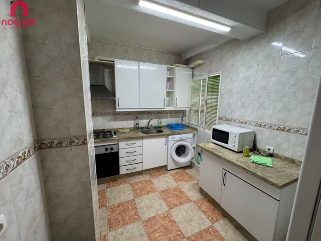 PISO JUNTO MEDINA AZAHARA CON ASCENSOR , TERRAZA, TRASTERO Y AZOTEA INDEPENDIENTE — 7