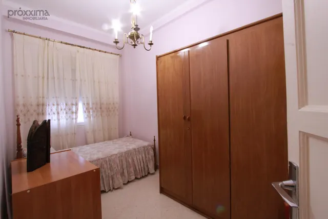 Vivienda con amplia terraza y grandes posibilidades en Los Remedios — 16