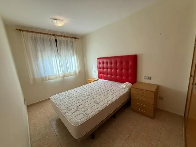 Alquiler apartamento amplio juan de borbon, 2 dormitorios, 2 baños, garaje , amueblado, luminoso — 20