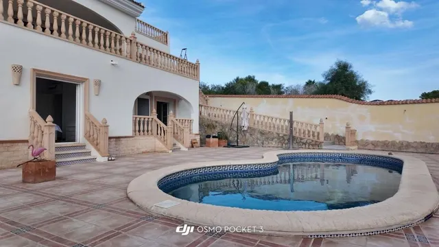 Casa 5 habitaciones 299m² en venta - Doña Pepa — 6