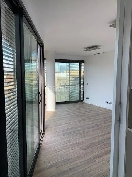 PISO CON VISTAS AL PARQUE — 12